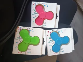 Spinner con altavoz Bluetooth 3 colores