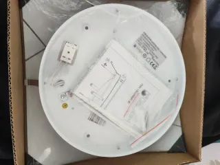 Plafoniera in vetro design geometrico