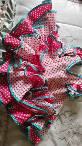 Traje de gitana niña para meses muy bonito puesto