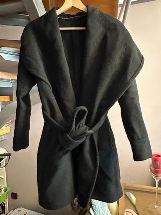 Abrigo Mango Negro Talla S