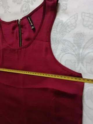 Blusa Stradivarius sin mangas con cremallera