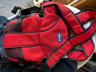 Mochila Portabebés Chicco Roja