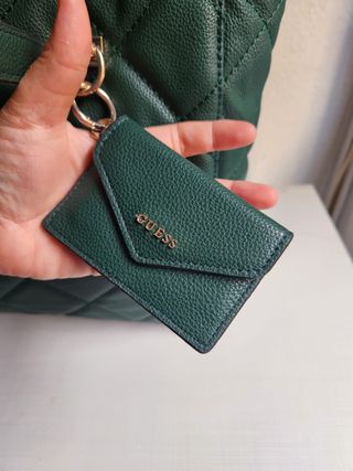 Bolso Guess Verde Oscuro Acolchado
