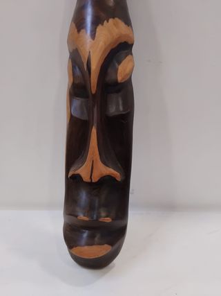 Coppia di sculture in legno artigianali