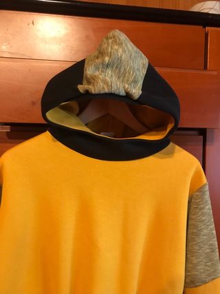 Felpa unisex con cappuccio e tasche