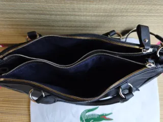 Borsetta Lacoste nera tessuto tecnico