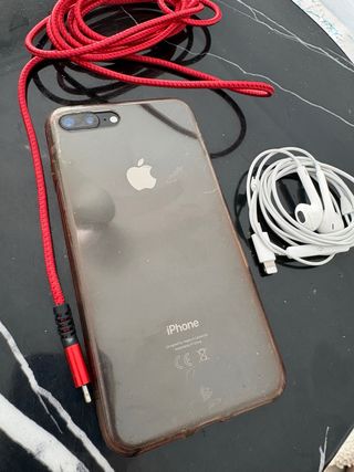 iPhone 8 Plus Negro