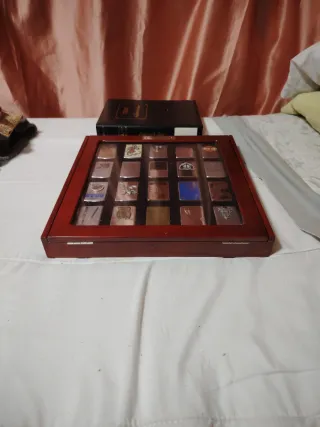 Espositore Zippo per collezionisti