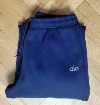 Pantalón chándal Alo Yoga azul marino