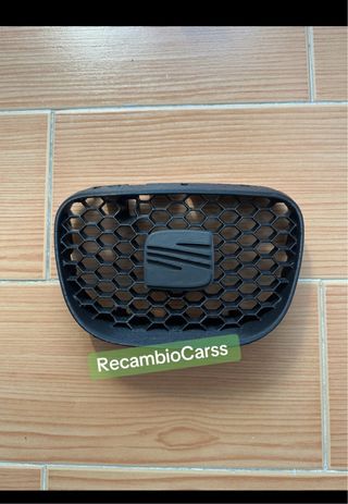 Rejilla frontal Seat Leon MK1