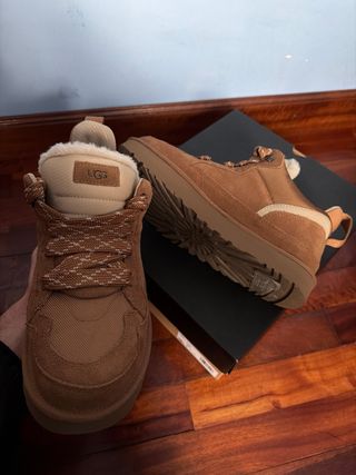 Zapatillas UGG Lowmel Beige y Marrón