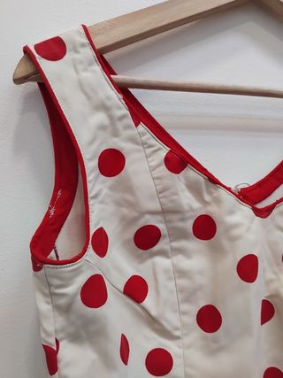 Traje de flamenca clásico lunares