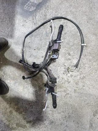 Manillar y bomba freno Honda SH 2020-2025