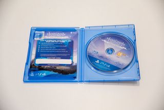 Juego PS4 Horizon Zero Dawn Complete Edition