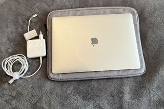 MacBook Pro 15" 2016 i7 16/512 TouchBar A1707