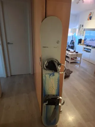 Tabla Snow 160cm + Fijaciones talla M Rossignol