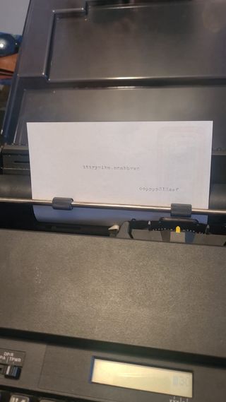 Máquina de Escribir Eléctrica Olivetti ET Compact