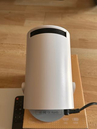 Mini Proyector blanco 4K