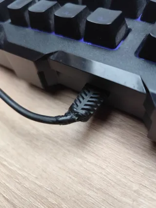 Teclado Cooler Master Retroiluminado Negro