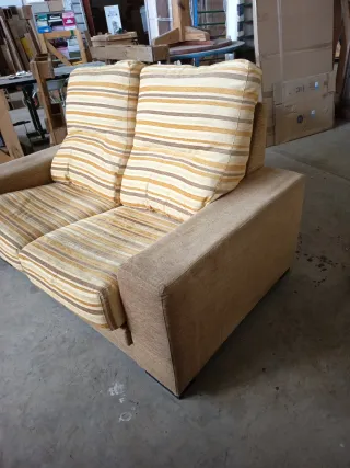 Sofá de 2 plazas tela