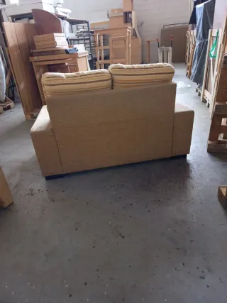 Sofá de 2 plazas tela