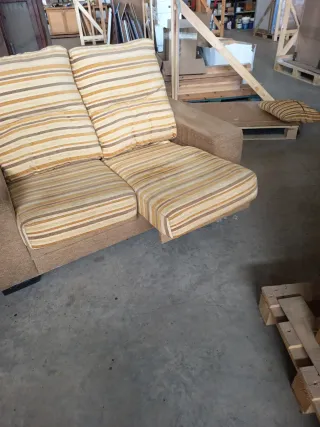 Sofá de 2 plazas tela