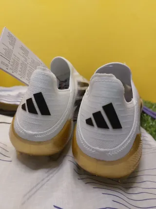 Adidas F50 Elite Laceless FG