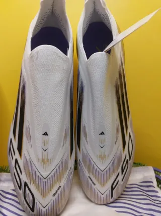 Adidas F50 Elite Laceless FG