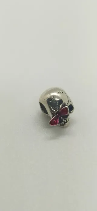 Charm de plata