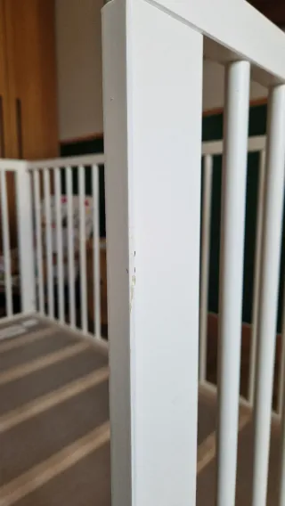 Cuna/cama + colchón + protector IKEA