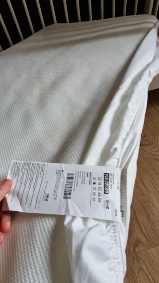 Cuna/cama + colchón + protector IKEA