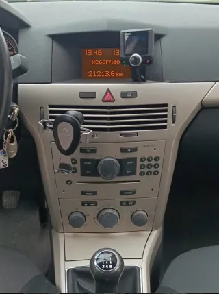 Opel Astra 2008 Motor Isuzu Etiqueta B