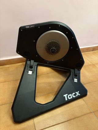 Rodillo Tacx Neo Smart