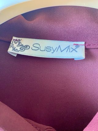 Camicia donna con fiocco bordeaux