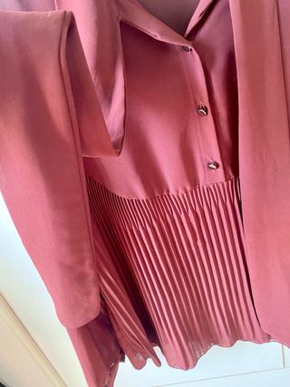 Camicia donna con fiocco bordeaux