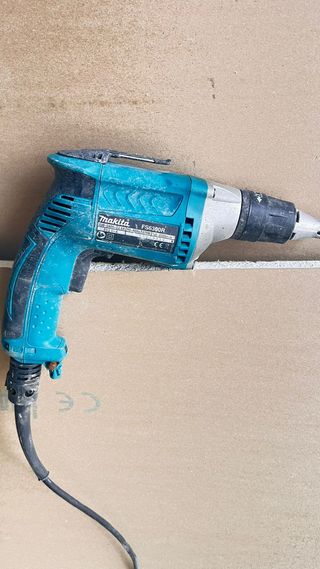 Taladro Makita FS6300R