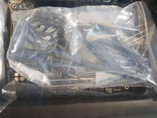 ASUS ROG MAXIMUS Z790 APEX ENCORE