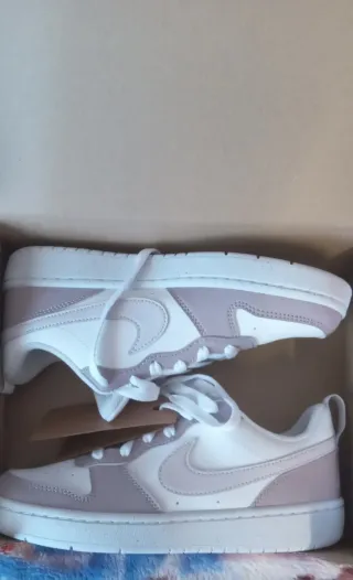 Zapatillas Nike Nuevas Morado/Blanco