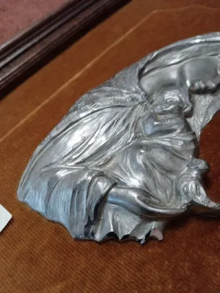 Quadro Madonna con Bambino in metallo orgentato