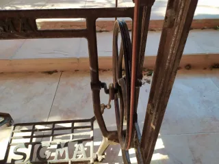 Máquina de coser Singer antigua