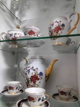 Juego de café antiguo floral