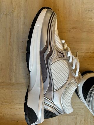 Chanel Sneakers Uomo Taglia 43 Argento Bianco
