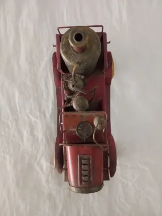 Tren decorativo antiguo