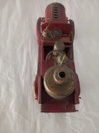 Tren decorativo antiguo