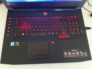 Acer Predator 17"-i7-7700HG-DDR4:16GB-GTX 1060:6GB