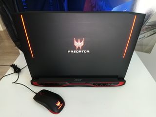Acer Predator 17"-i7-7700HG-DDR4:16GB-GTX 1060:6GB