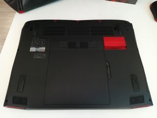 Acer Predator 17"-i7-7700HG-DDR4:16GB-GTX 1060:6GB