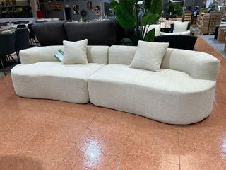 Sofá elegante 6 plazas beige