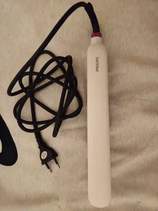 Piastra capelli Philips Essential Care