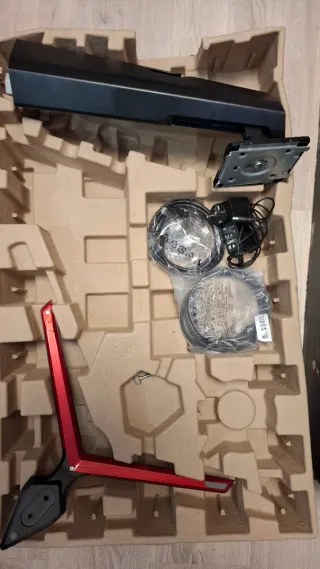 Monitor LG Negro/Rojo